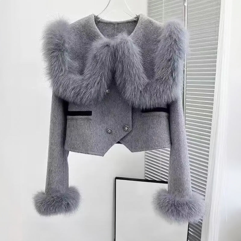 IsabelleCharmingFauxFurJacket3.jpg