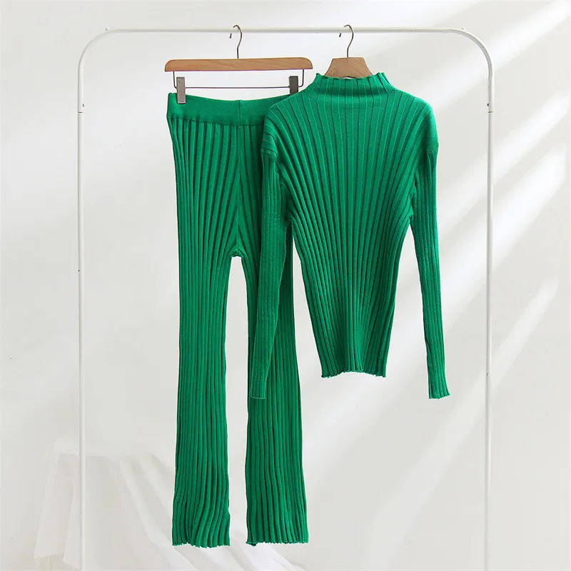 OliviaKleinStylishKnitSet_4.png