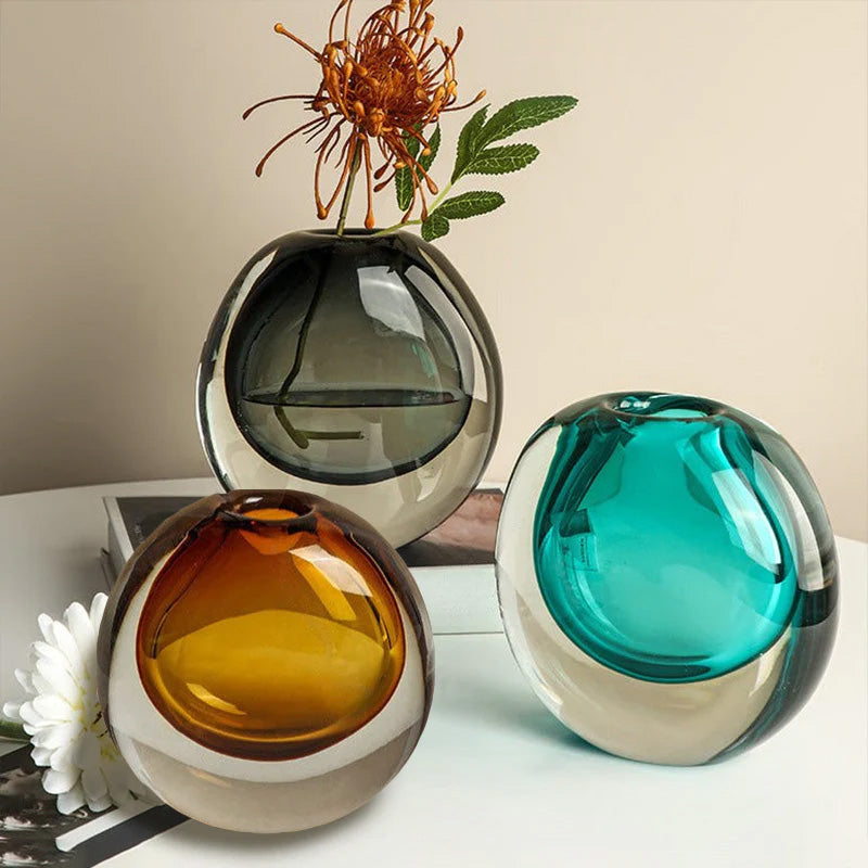 Pure Forma Glass Vase